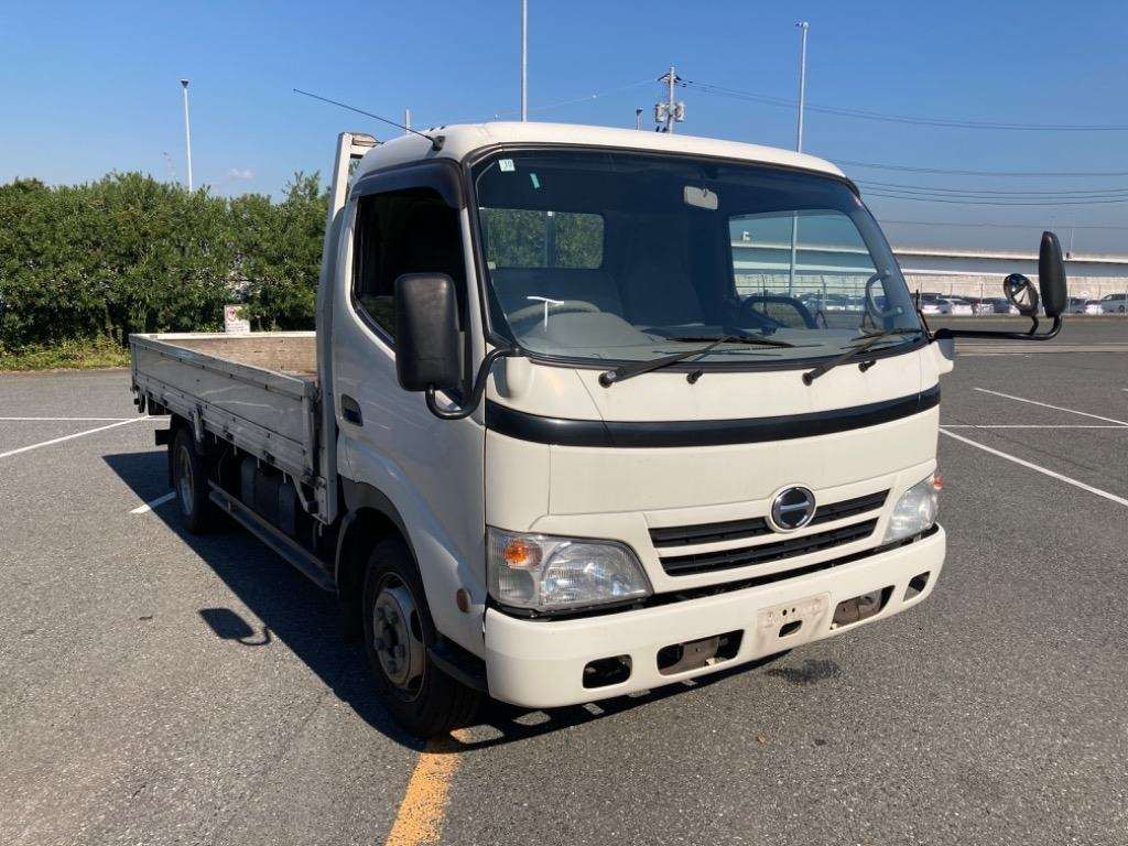 2008 Hino DUTRO XZU414M[2]