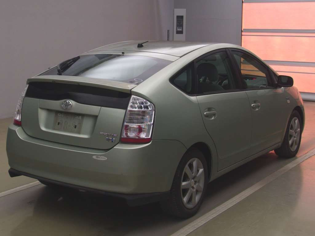 2005 Toyota Prius NHW20[1]