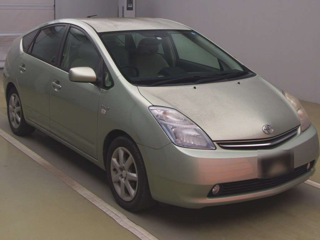 2005 Toyota Prius NHW20[2]