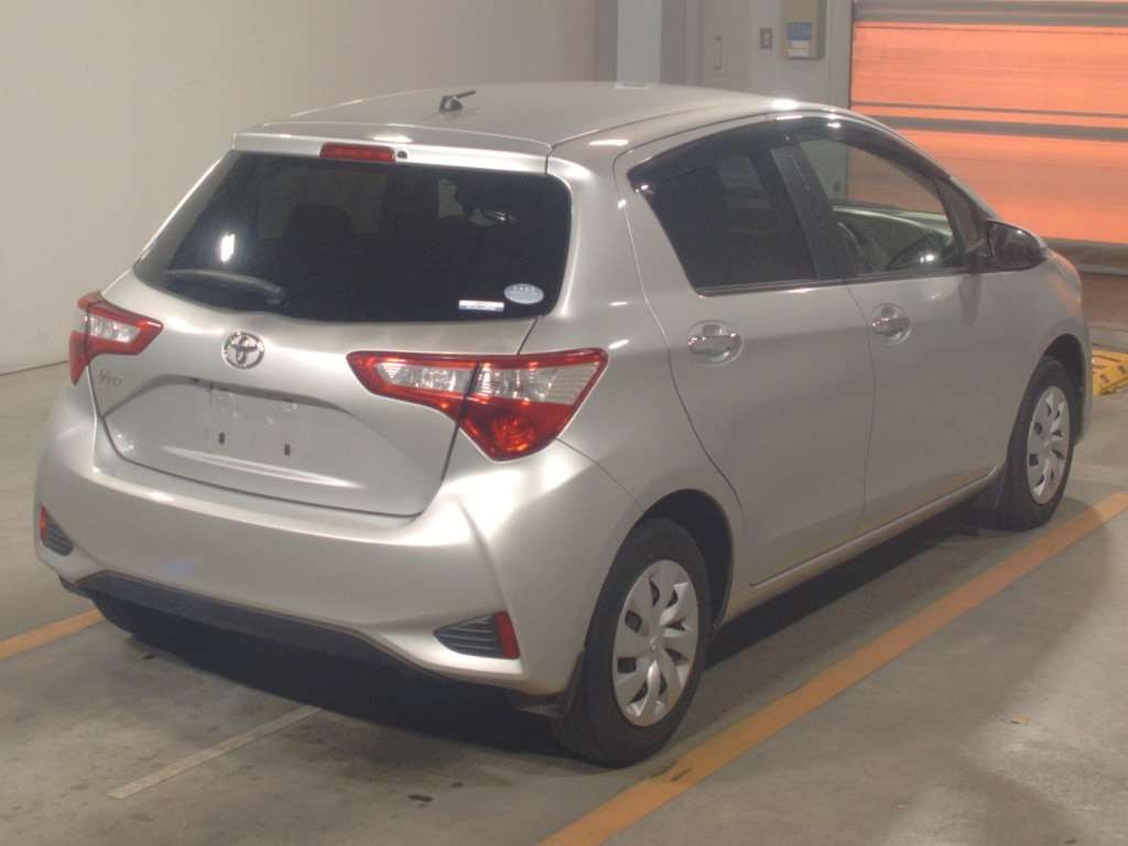 2018 Toyota Vitz KSP130[1]