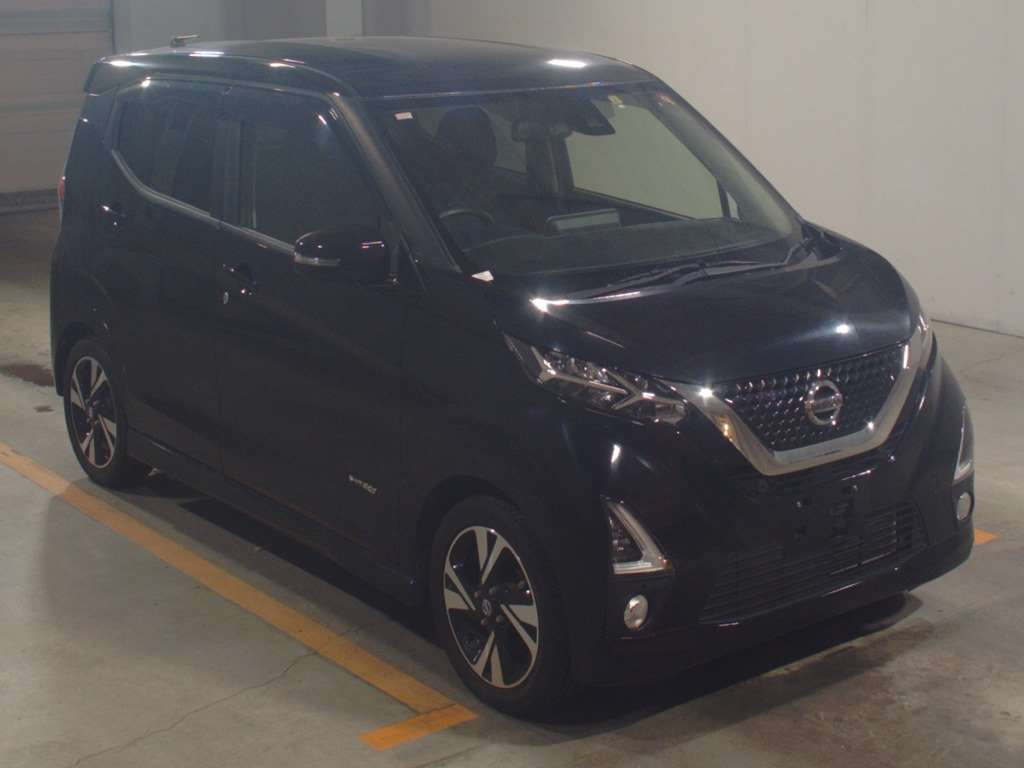 2019 Nissan DAYZ B44W[2]