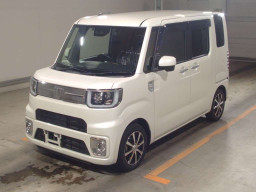 2015 Daihatsu Wake