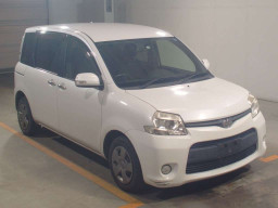 2011 Toyota Sienta