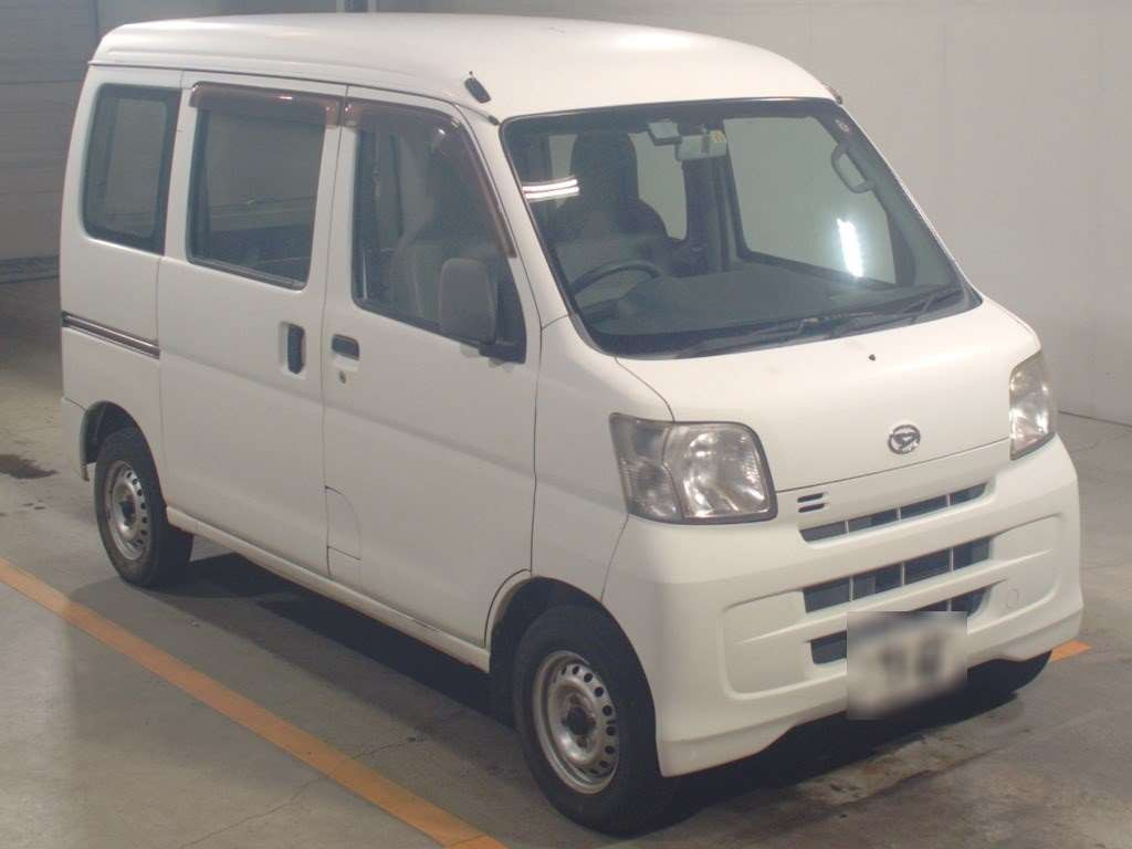 2014 Daihatsu Hijet Cargo S331V[2]