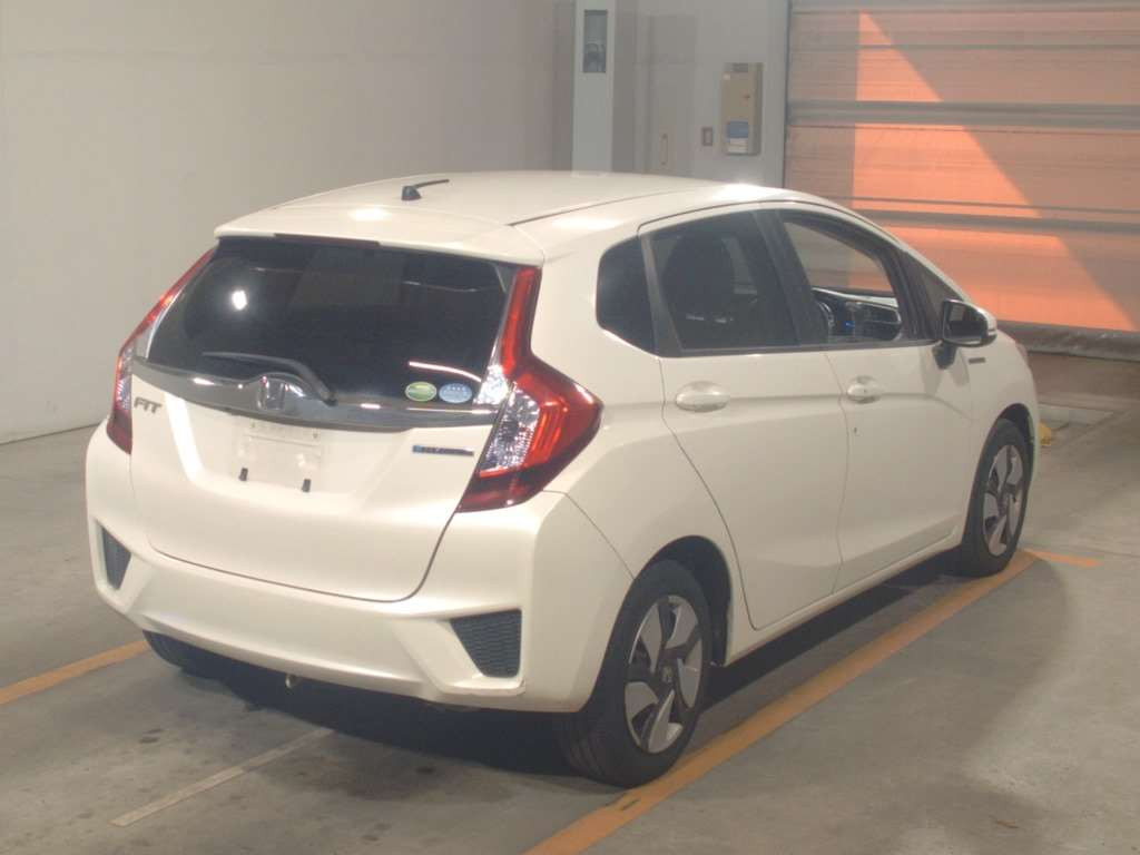 2013 Honda Fit Hybrid GP5[1]