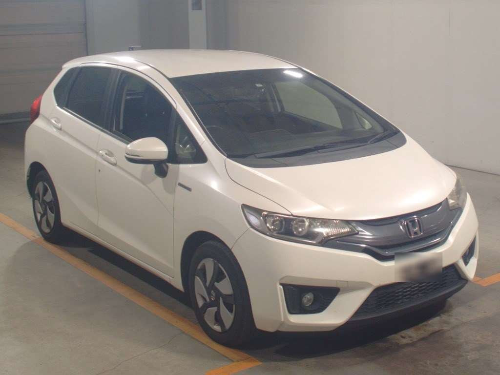 2013 Honda Fit Hybrid GP5[2]