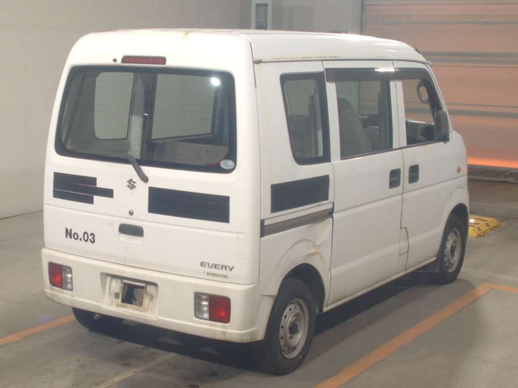 2011 Suzuki Every DA64V[1]