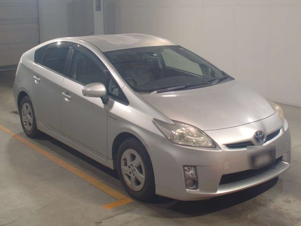 2009 Toyota Prius ZVW30[2]