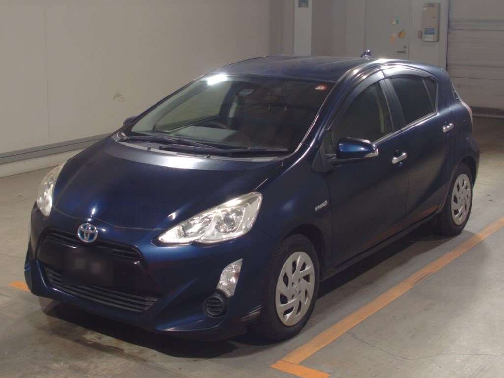 2016 Toyota Aqua NHP10[0]