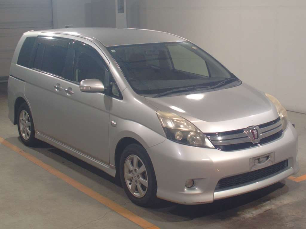 2012 Toyota Isis ZGM10W[2]