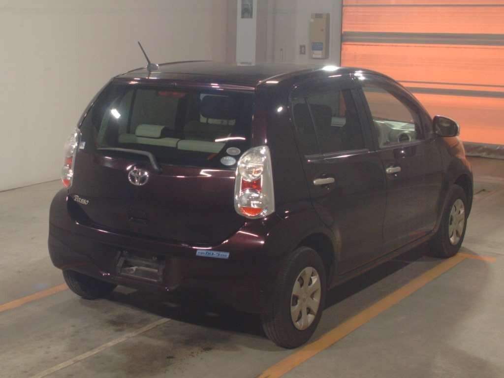 2010 Toyota Passo KGC30[1]