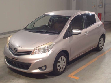 2011 Toyota Vitz