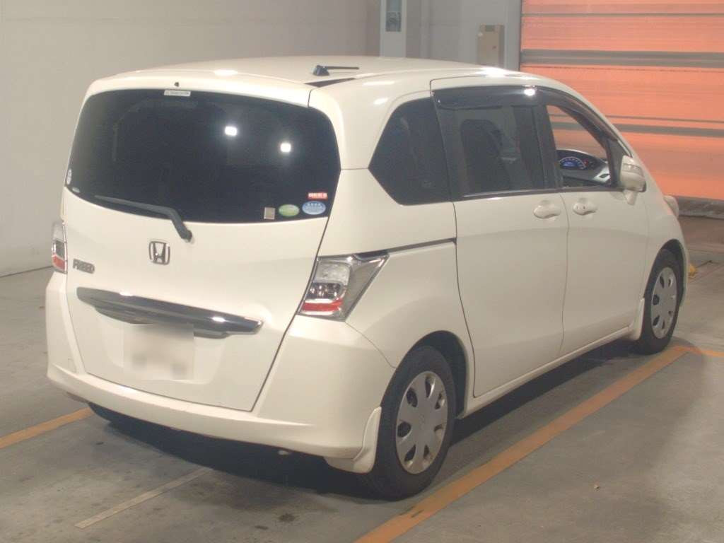 2012 Honda Freed GB3[1]