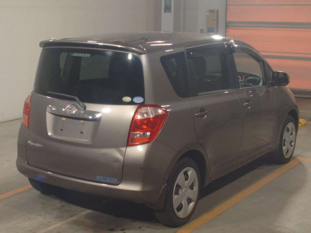 2006 Toyota Ractis NCP100[1]