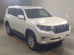 2018 Toyota Land Cruiser Prado