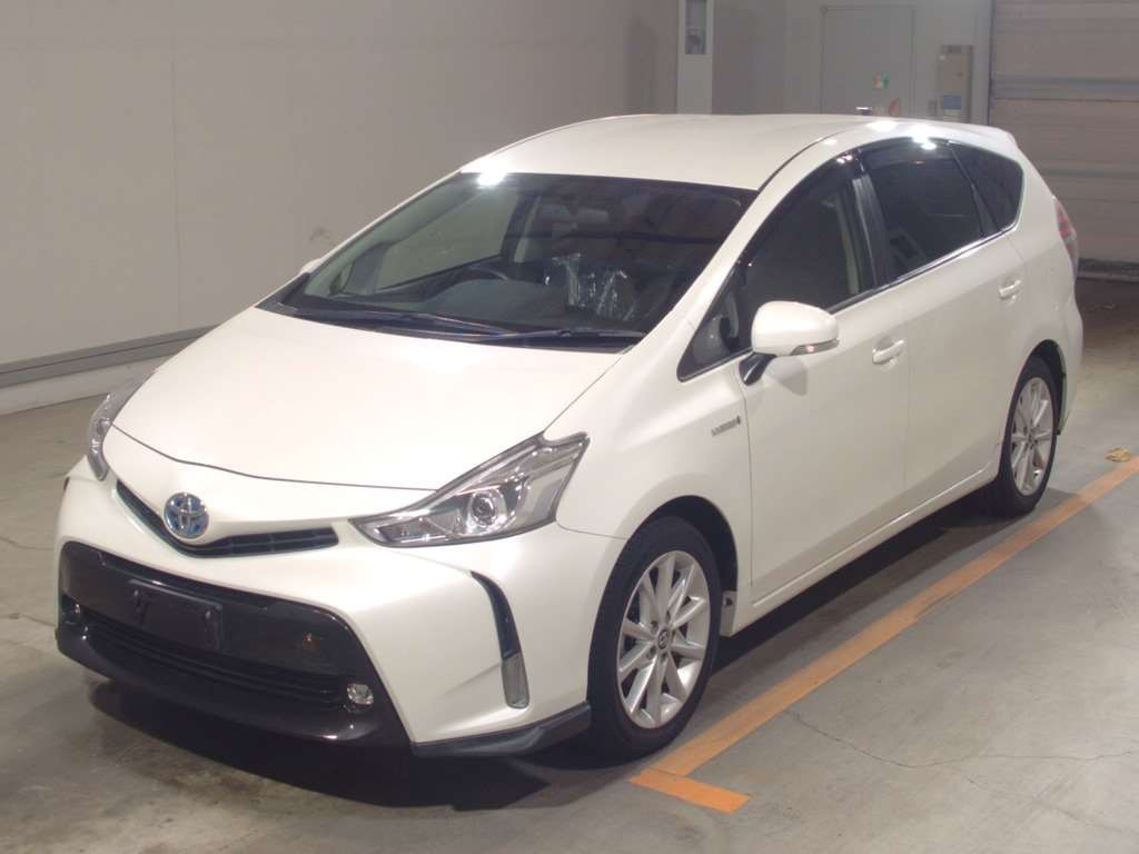 2016 Toyota Prius alpha ZVW41W[0]