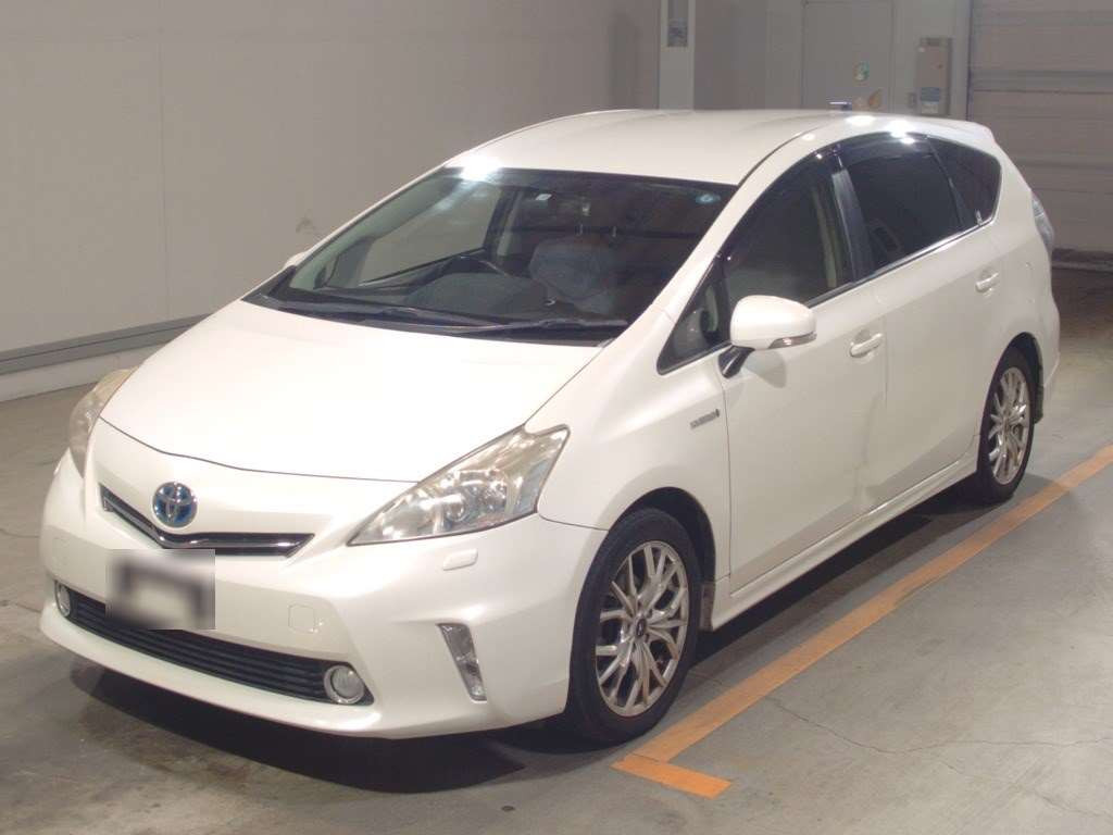 2012 Toyota Prius alpha ZVW41W[0]