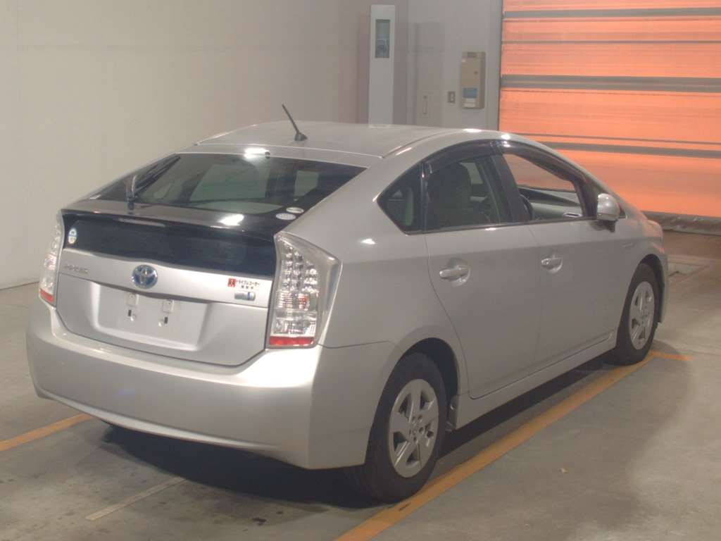 2009 Toyota Prius ZVW30[1]