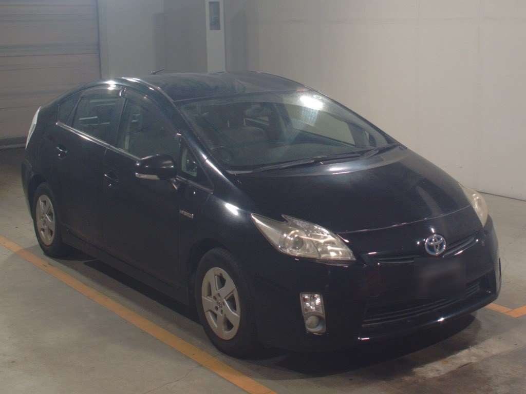 2010 Toyota Prius ZVW30[2]