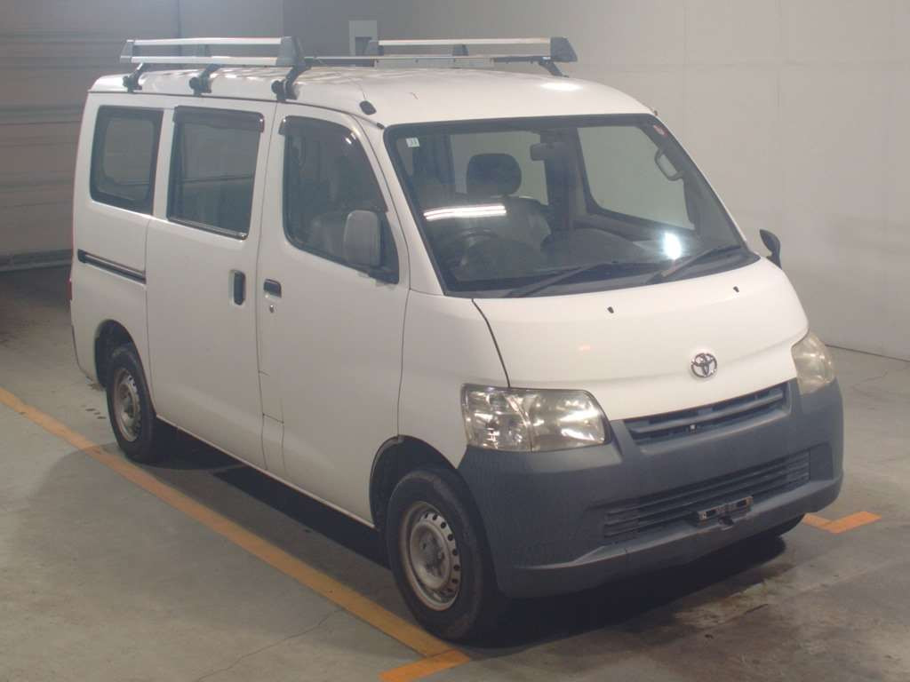 2016 Toyota Townace Van S402M[2]