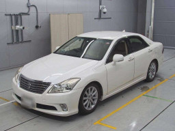 2010 Toyota Crown