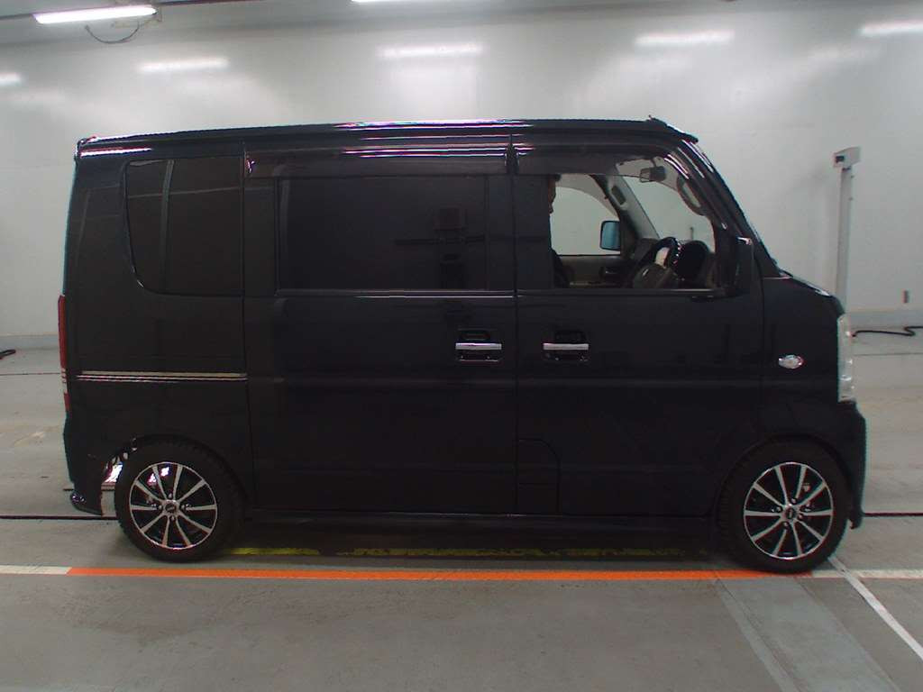 2013 Suzuki Every Wagon DA64W[2]