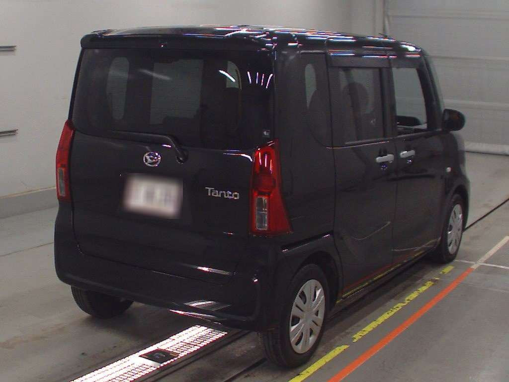 2023 Daihatsu Tanto LA650S[1]