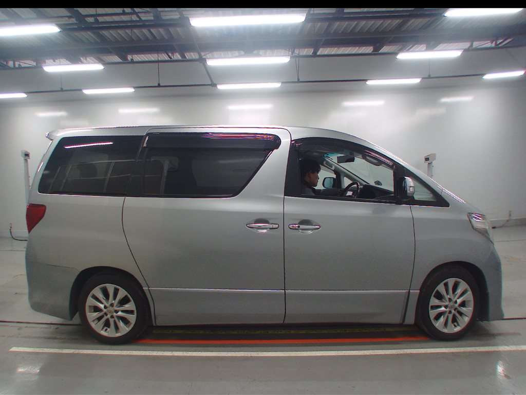 2009 Toyota Alphard ANH20W[2]