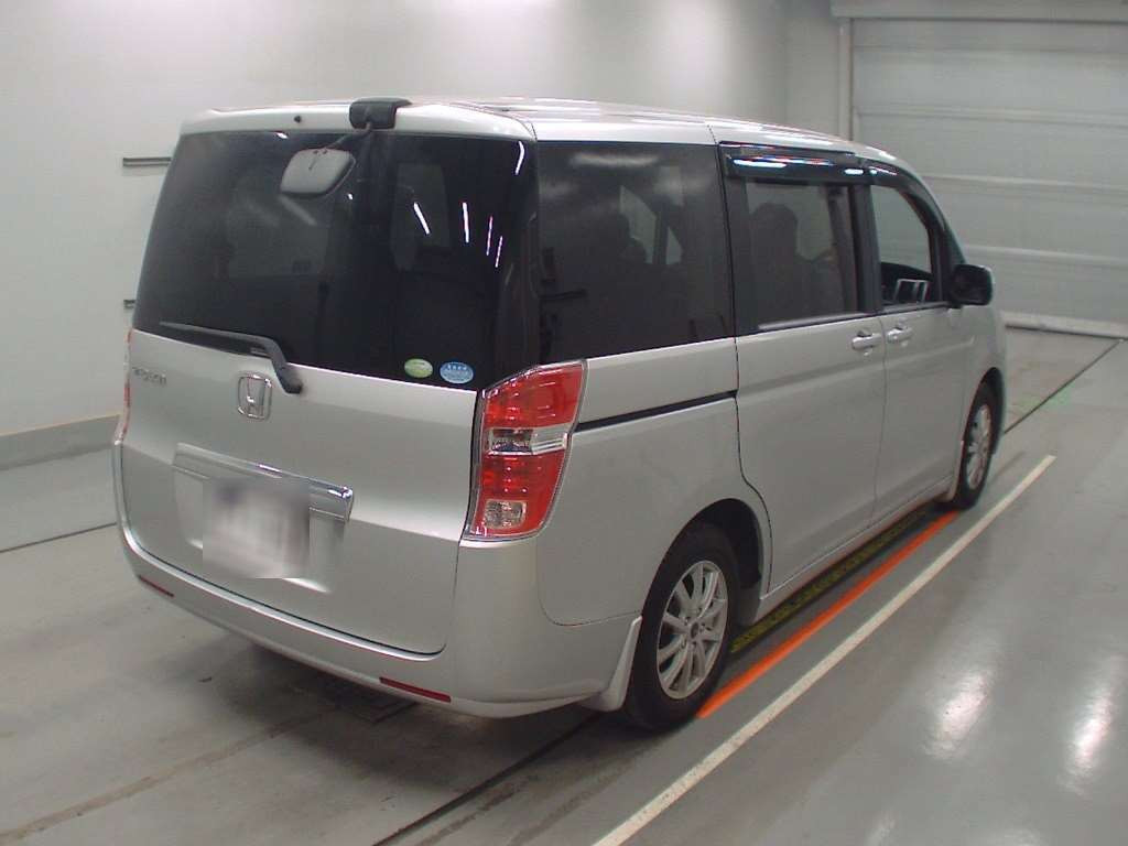 2009 Honda Step WGN RK1[1]