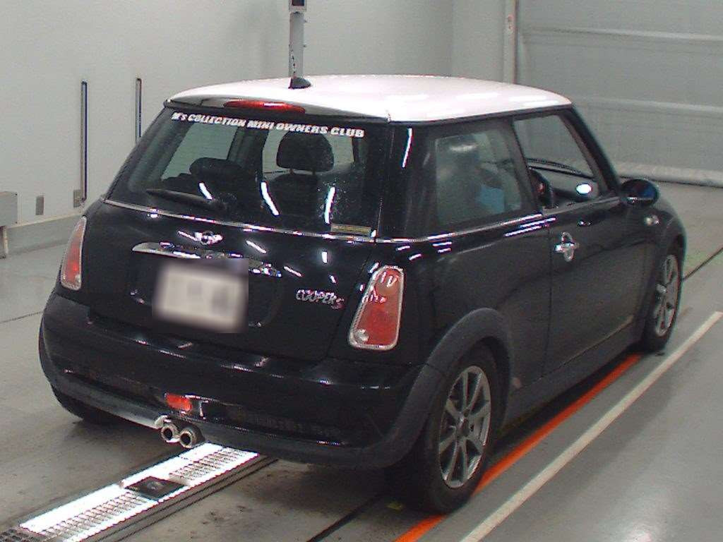 2005 Mini MINI RE16[1]