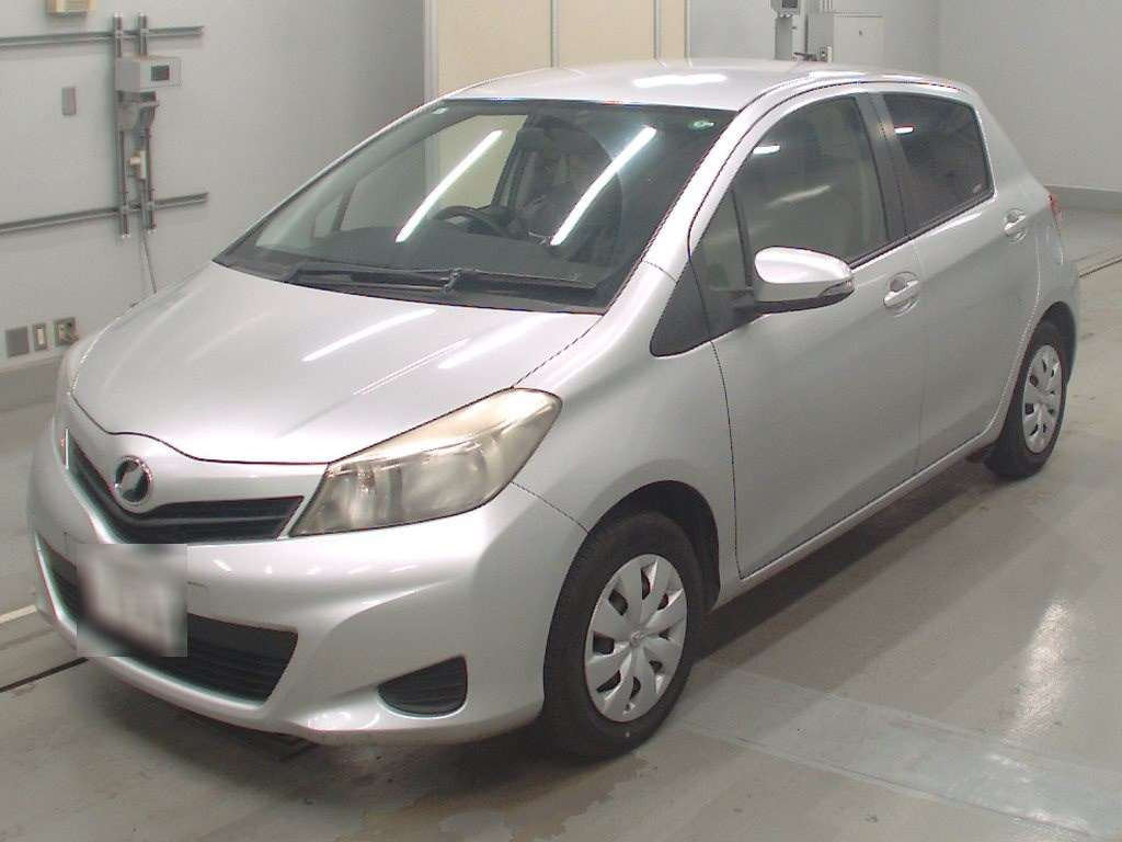 2013 Toyota Vitz KSP130[0]