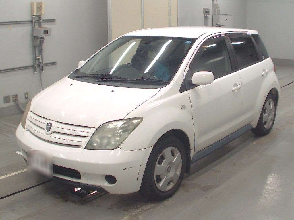 2003 Toyota IST NCP60[0]