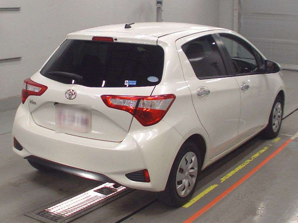 2019 Toyota Vitz KSP130[1]