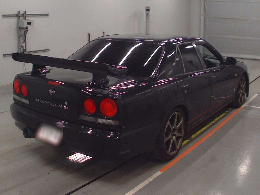 1999 Nissan Skyline HR34[1]