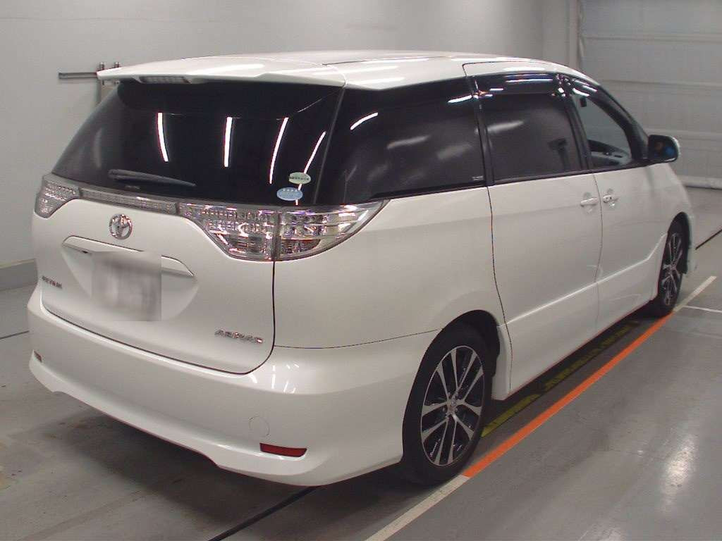 2014 Toyota Estima ACR50W[1]