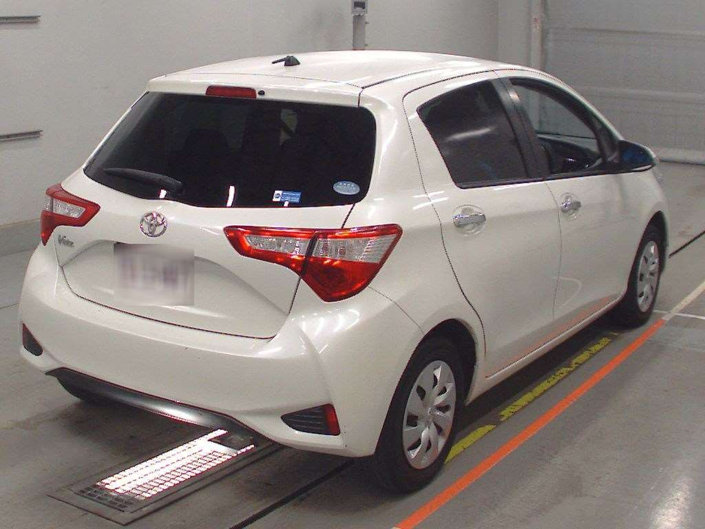 2019 Toyota Vitz KSP130[1]