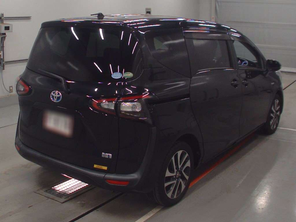 2017 Toyota Sienta NHP170G[1]