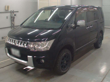 2010 Mitsubishi Delica D5