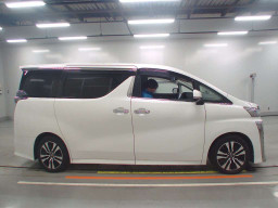 2018 Toyota Vellfire