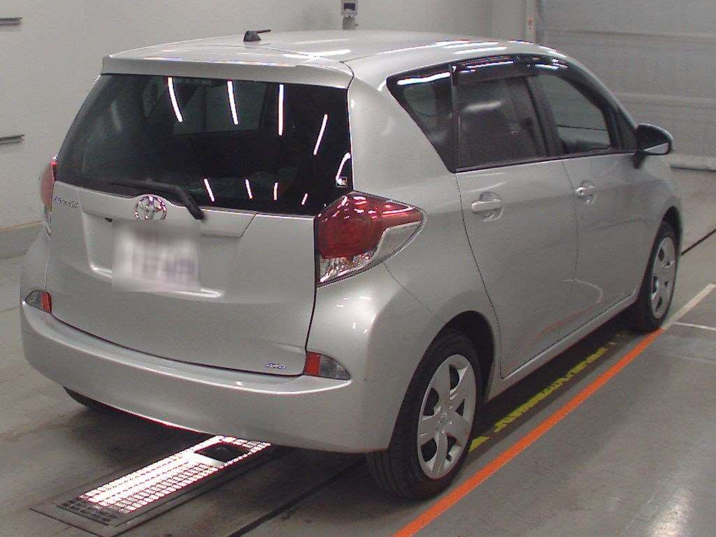 2015 Toyota Ractis NCP125[1]