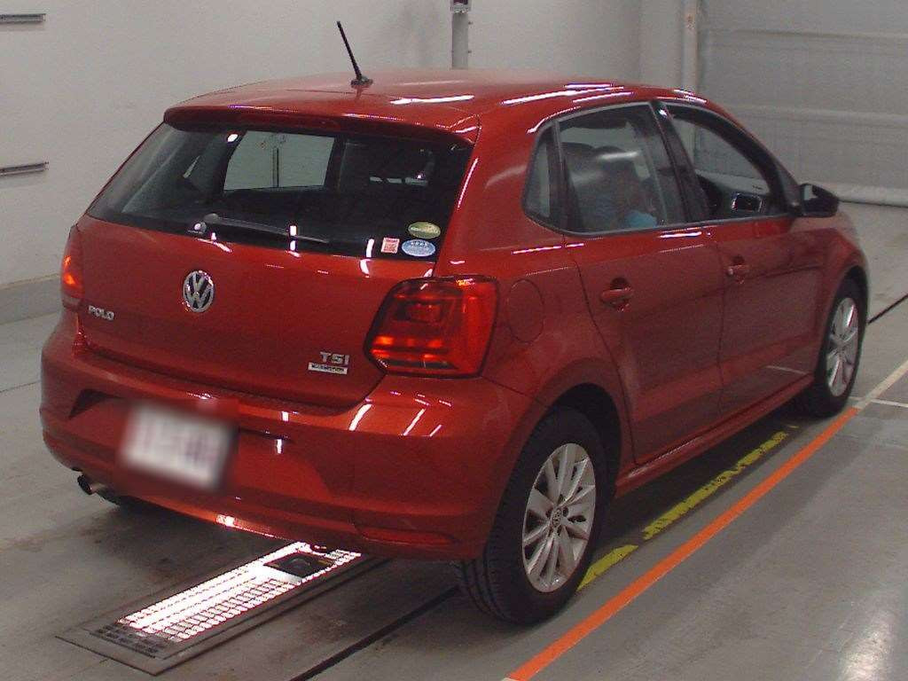 2015 Volkswagen Polo 6RCJZ[1]