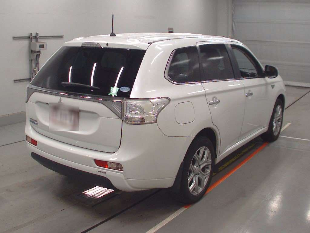 2014 Mitsubishi Outlander PHEV GG2W[1]