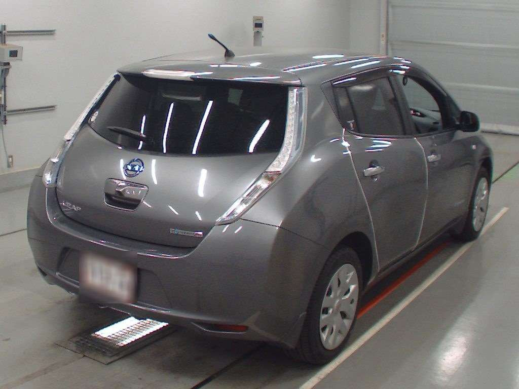 2014 Nissan Leaf AZE0[1]