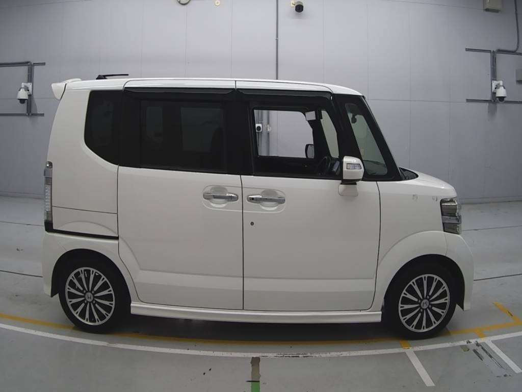 2014 Honda N-BOX CUSTOM JF1[2]