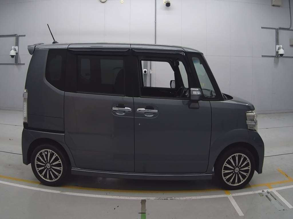 2012 Honda N-BOX CUSTOM JF1[2]