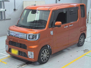 2018 Daihatsu Wake