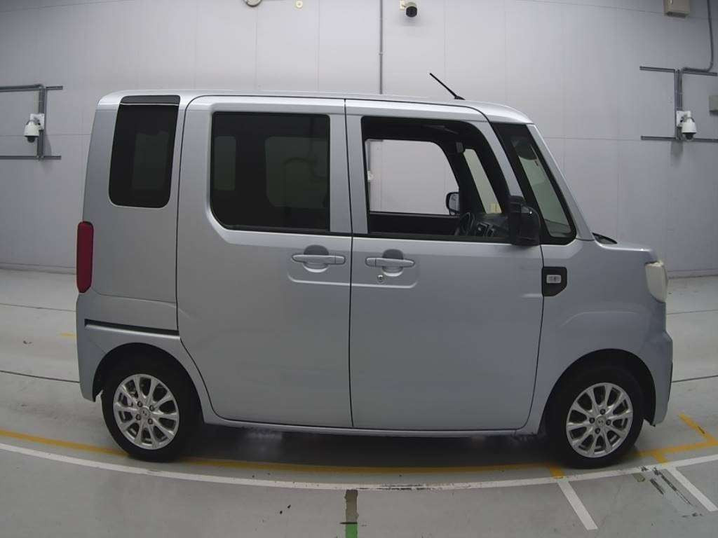 2016 Daihatsu Hijet Caddie LA700V[2]