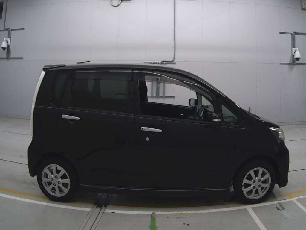 2013 Daihatsu Move LA100S[2]