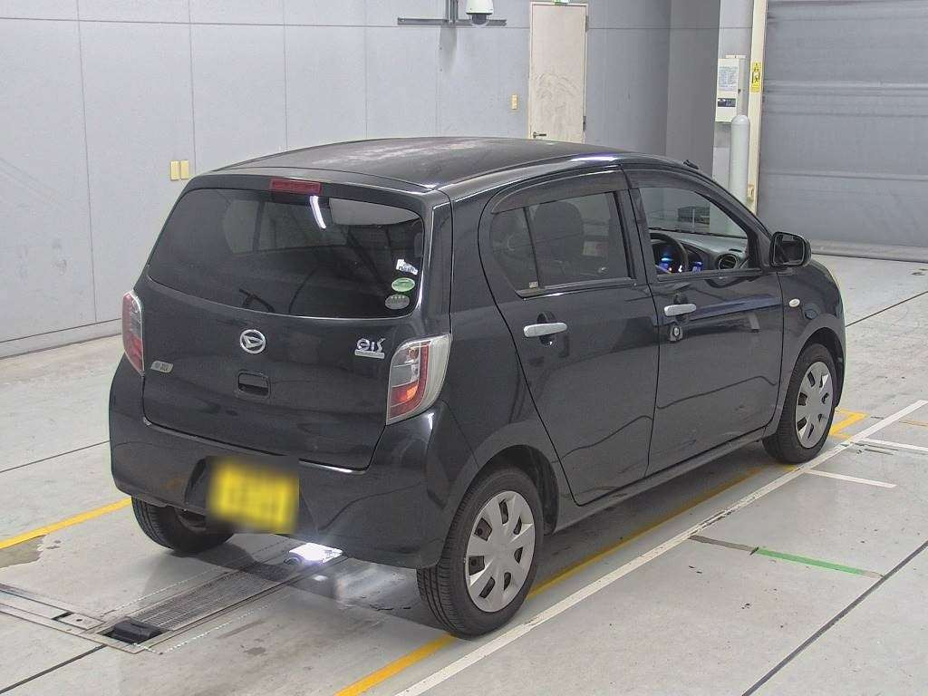 2012 Daihatsu Mira es LA300S[1]