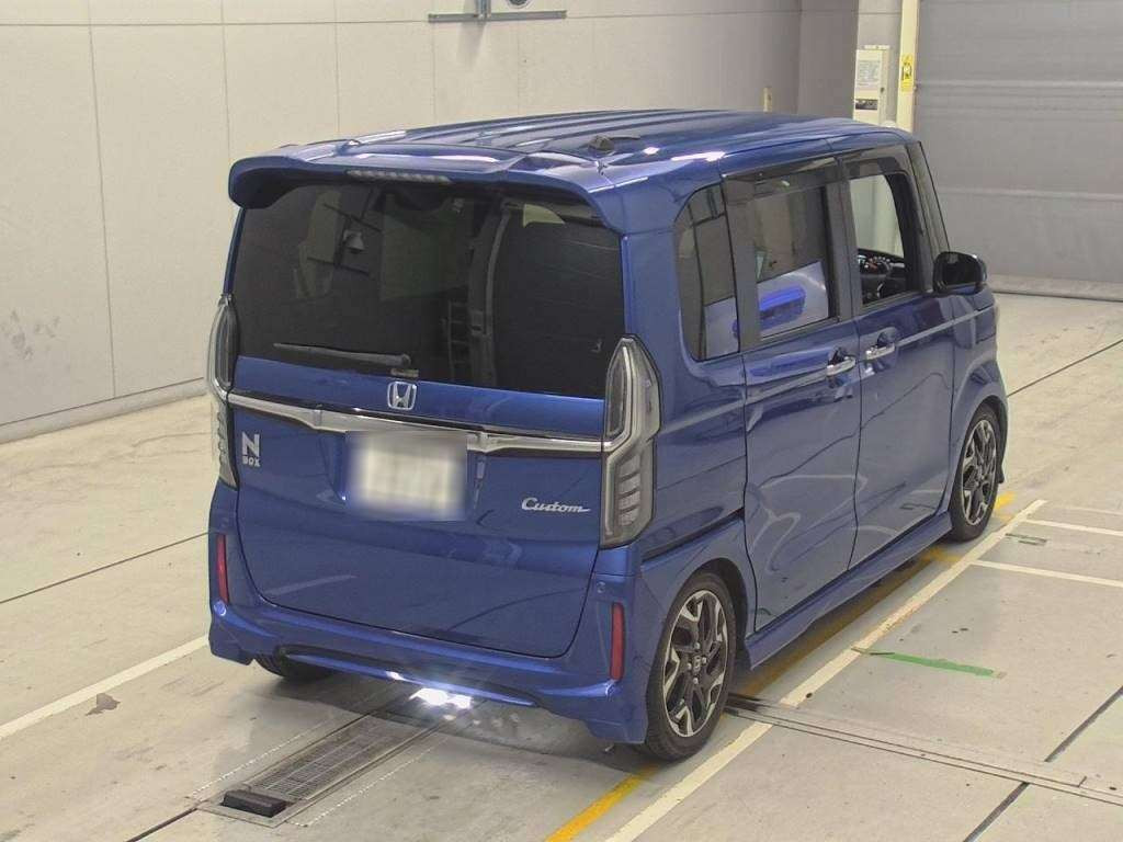 2017 Honda N-BOX CUSTOM JF3[1]